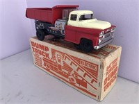 Tin battery powered dump truck boxed approx 30 cm