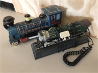 Tin train & train telephone
