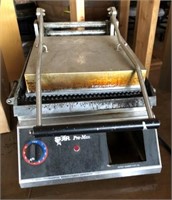 Star Pro Max Commercial Grill Press
