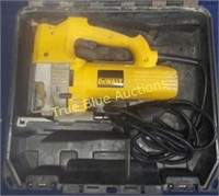 DeWault Jigsaw With Case