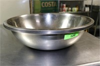 FOUR STAINLESS STEEL BOWLS