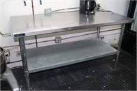 STAINLESS STEEL TABLE