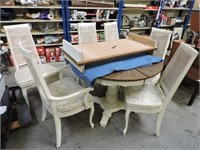 French Provincial Style Dinningroom Table 6 Chair