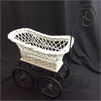 SMALL WHITE WICKER CARRIEGE