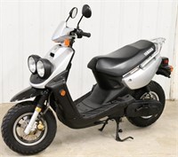 2002 Yamaha Zuma 50cc Motor Scooter