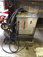 Montgomery Ward Powr Kraft Arc Welder, w/ Rods