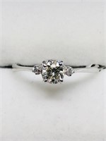 $2500 10K  Diamond  Diamond Ring
