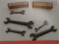 Five Winchester wrenches & two rust remover