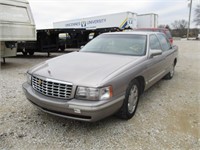 1998 Cadillac DeVille Base