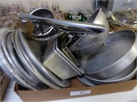 Misc. metal kitchen items