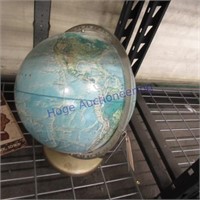 Small world globe