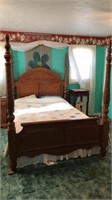 Queen - Oak Poster Bed