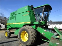 John Deere 9510 Maximizer Combine,