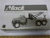 1960 Tow truck  NIB  MACK