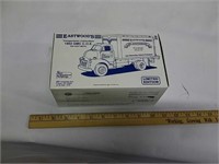 Limited edition 1952 GMC delivery NIB die cast