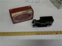 1928 Chev collector Bank die cast Iola 97'