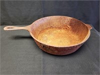 10" Cast Iron Frying Pan - Rusted