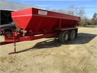 Chandler Chicken T/A Manure Spreader,