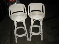 White-Wicker-30 Inch Swivel Bar Stools (2 Pcs 1