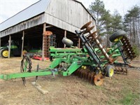 John Deere 630 20’ Batwing Disc,