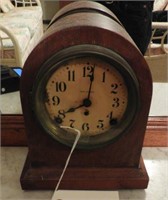Seth Thomas Mahogany mantle clock