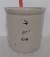 4 gallon Red Wing crock