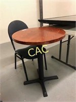 Round wood table w/chair