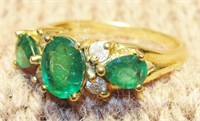 10K Gold Emerald & Diamond Ring Sz 5.5  2.5 Grams