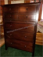 High Quality Chest of Drawers