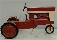 IH 560 Pedal Tractor to Finish or Restore