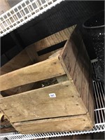 wood crate/box