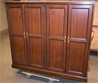 KIMBALL 5' X 5' ENCLOSED BOOKCASE