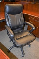 REALSPACE LEATHER EXECUTIVE CHAIR