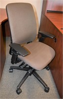 STEELCASE LEAP CHAIR-VERSION II (CURRENT MODEL)