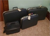 B2- Vintage 4 Piece Luggage Set