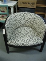 Black & Cream Upholstered Barrel Chair