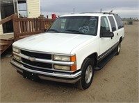 1999 Chevrolet Suburban SUV SUV