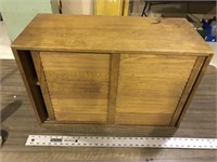 SMALL CABINET WITH SHELF