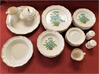 China & Stoneware Sets