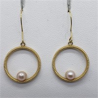 $800 18K FW Pearl ~2Gm Earrings