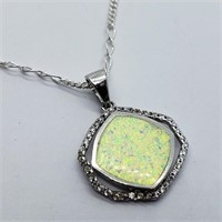$250 S/Sil Opal 5.5Gm Necklace