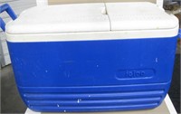 Large Igloo Plastic Cooler - Missing Drain Plug