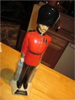 17" Windsor Supreme Canadian Royal Guard
