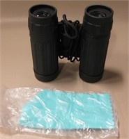 Bushnell 8 x 21 Compact Binoculars w/ Case