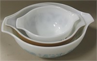 3 Vintage Pyrex Mixing Bowls - 9",7.5",6" Diameter