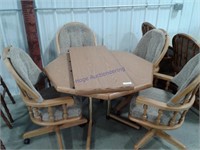 Kitchen table w/ 4 roller chairs(tan), 18" leaf