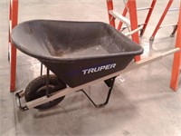 Truper plastic wheelbarrow