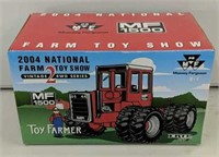 MF 1500 4wd Toy Farmer 2004 NIB 1/32