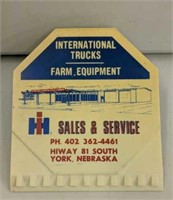 IH Sales & Service Clip/Scraper York Nebr.