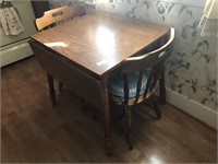 Drop leaf table with 2 chairs